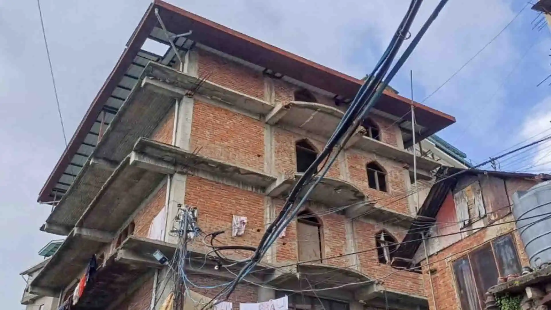 sanjouli masjid court orders demolition of illegal structure