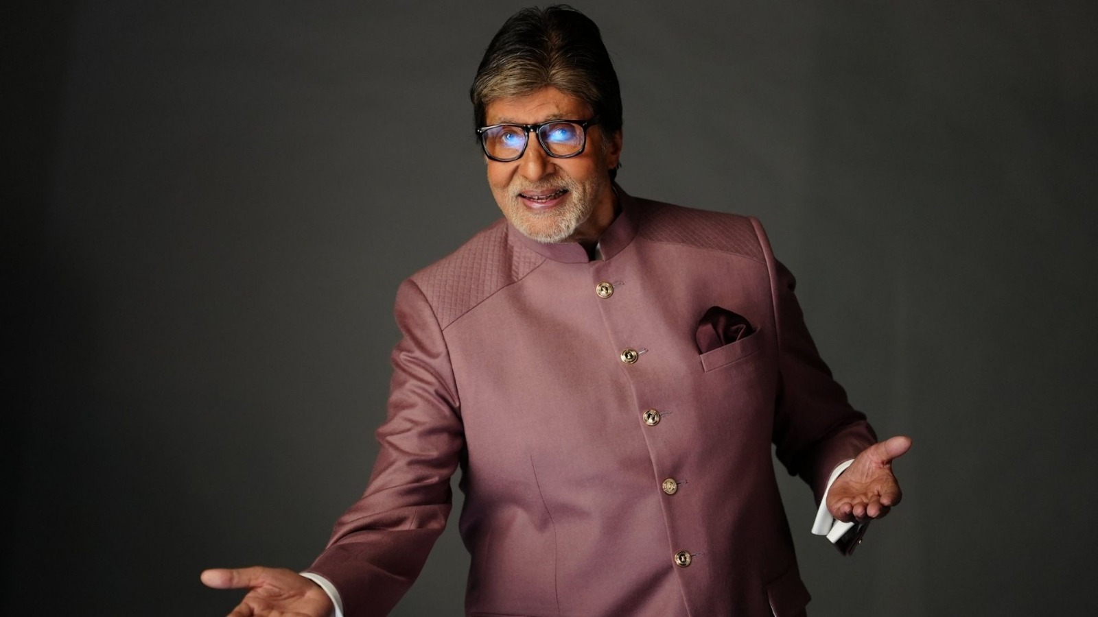 this underwear brand became trouble for amitabh delayed the release of his hit film don