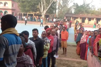 bihar second phase voting begins 122 seats across 20 districts at stake for political bigwigs