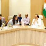 devendra fadnavis honours smriti mandhana jemimah rodrigues radha yadav awards rs 2 25 crore 1
