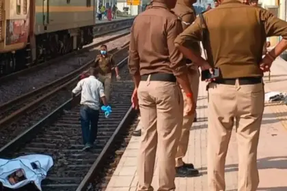mirzapur chunar railway accident 6 women dev deepawali
