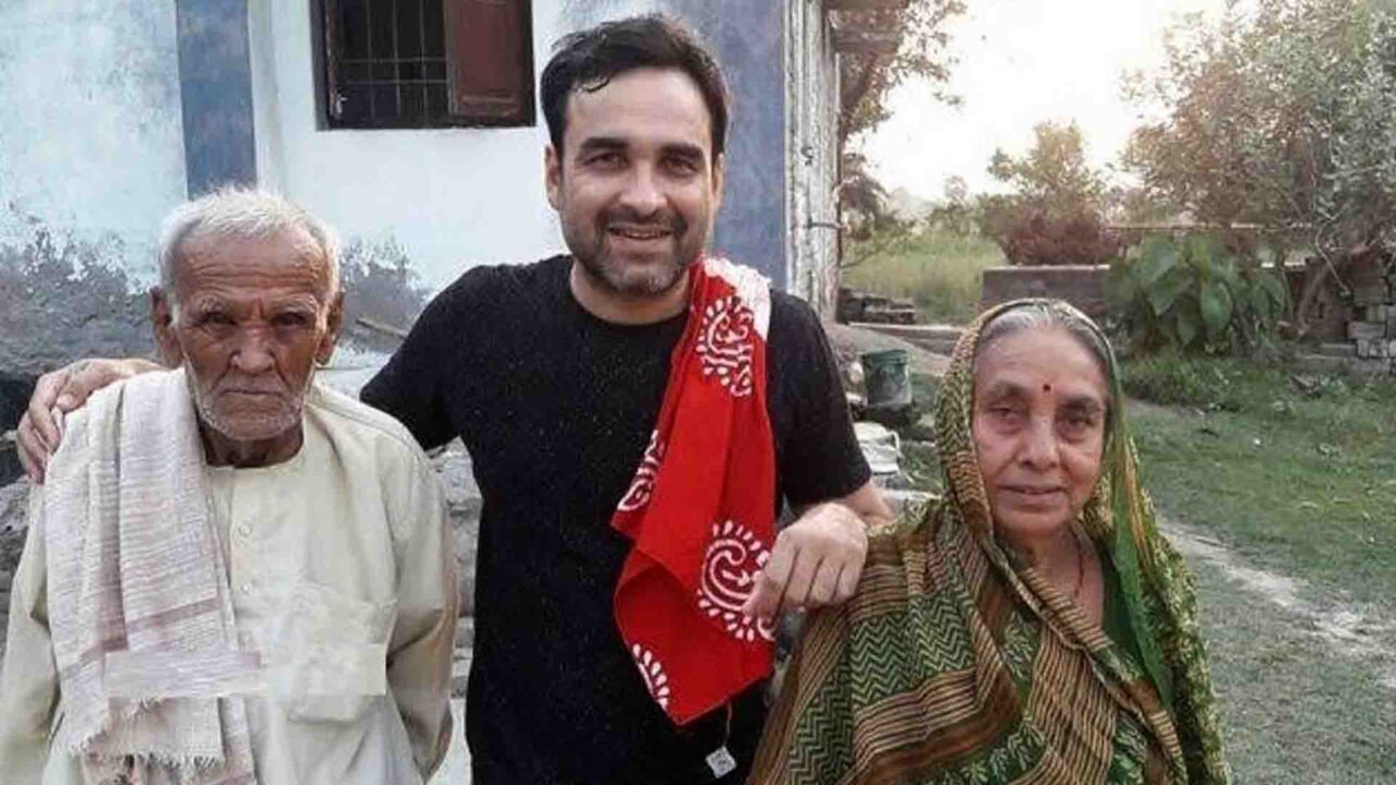 pankaj tripathi mother father