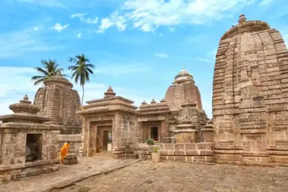 srikakulam temple stampede entry restricted after police tightens security