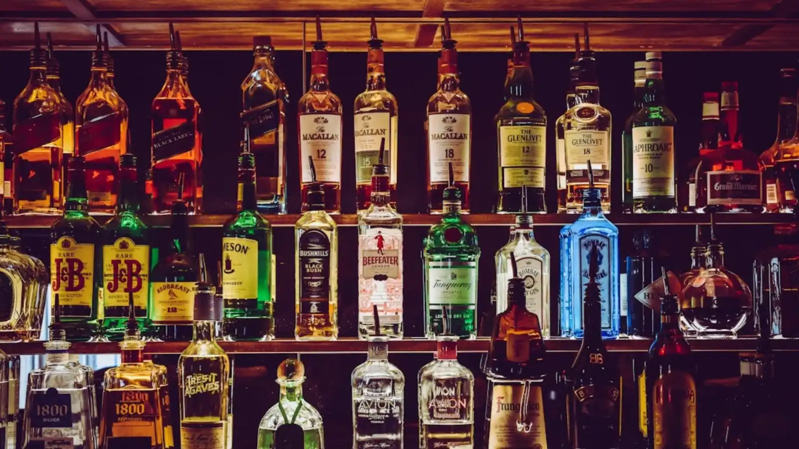 bmc election 2026 maharashtra bars liquor sales for 4 days during local body polls 1