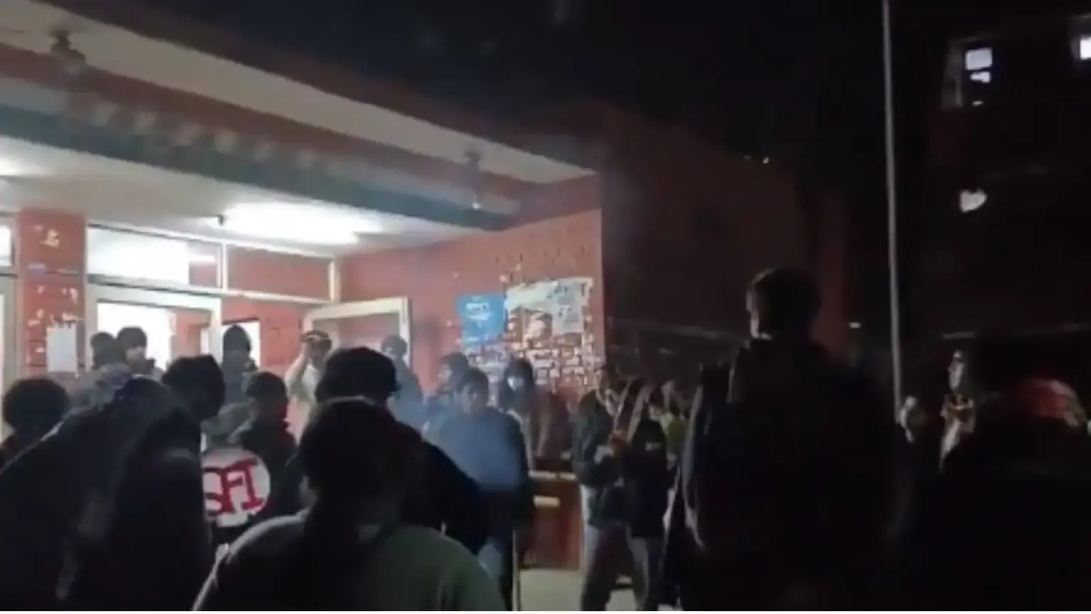 jnu echoes modi shah teri qabr khudegi chant campus heated in support of umar and sharjeel