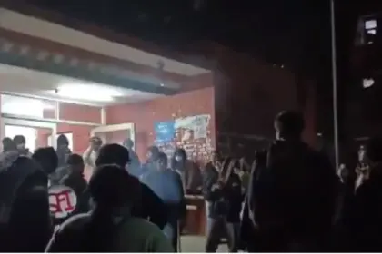 jnu echoes modi shah teri qabr khudegi chant campus heated in support of umar and sharjeel