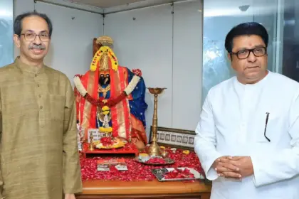 mumbai bmc election 2026 thackeray brothers manifesto promises free electricity bus rides