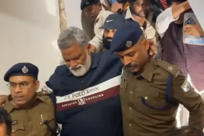 pappu yadav arrested at midnight in bihar creates drama as police arrives