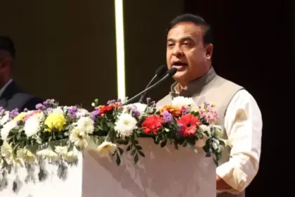 political storm in assam over objectionable gesture fir ordered against 3 senior congress leaders