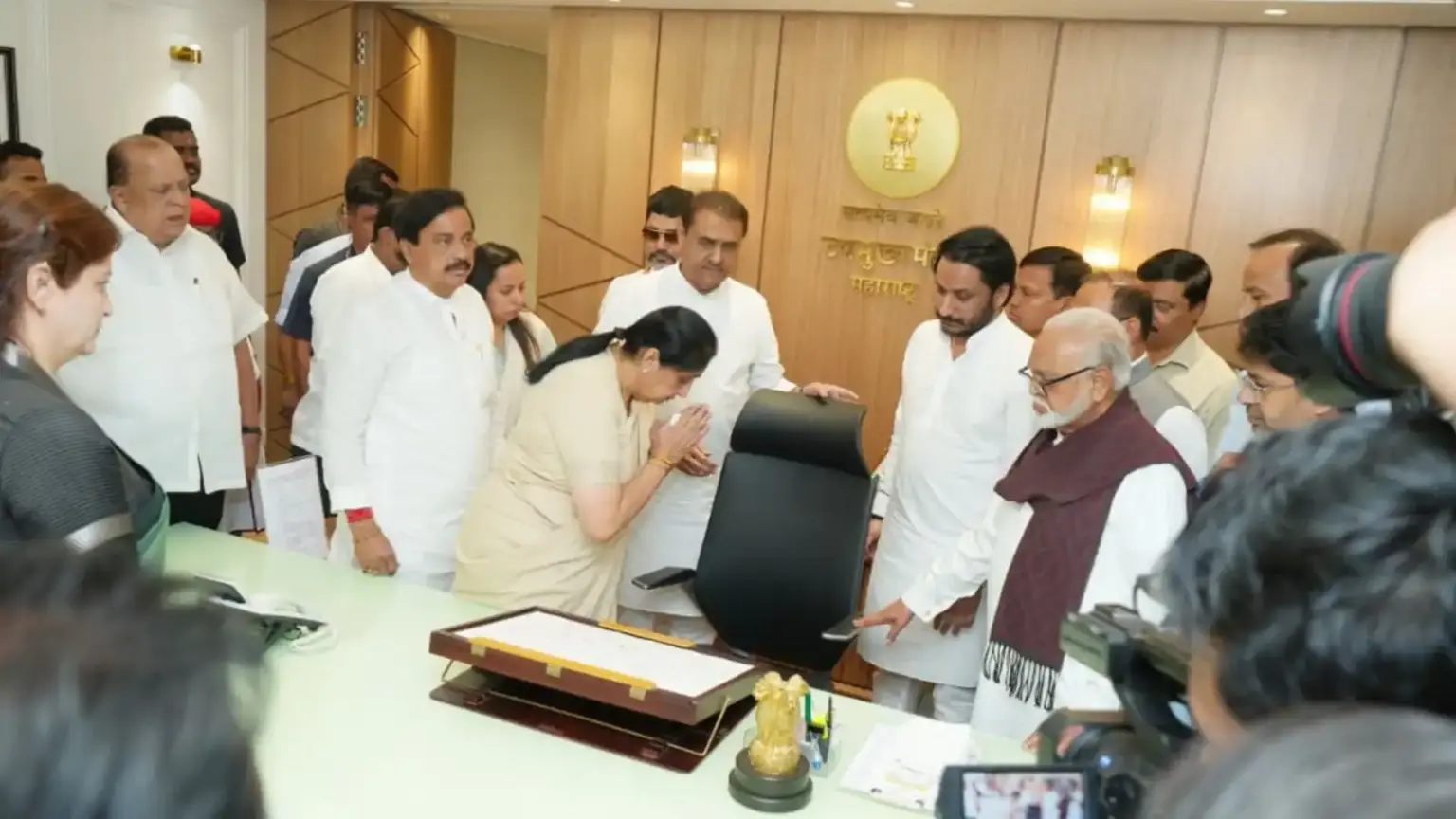 suneetra pawar emotional at ajit pawar chair takes dcm charge after 10 days