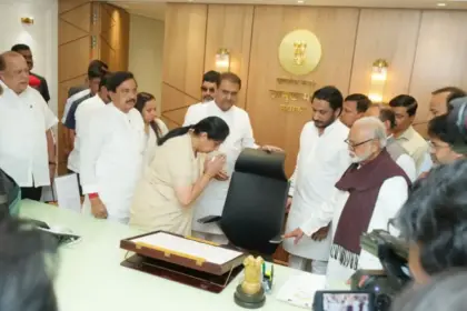 suneetra pawar emotional at ajit pawar chair takes dcm charge after 10 days