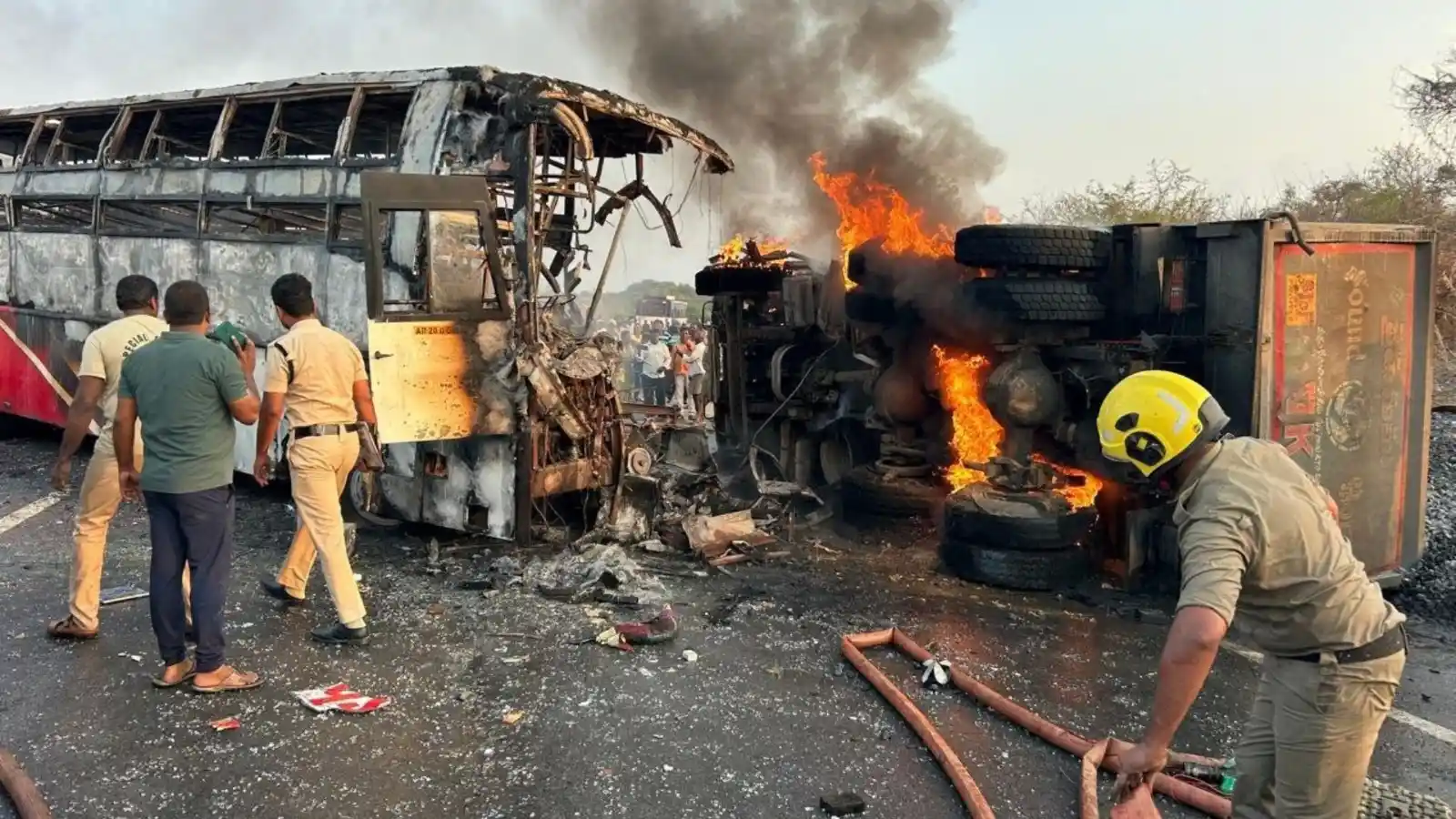 andhra pradesh bus truck accident 13 burnt alive many injured