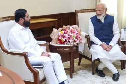 eknath shinde met pm modi took a dig at rahul gandhi and said the opposition is making anti national statements to grab headlines in pakistan