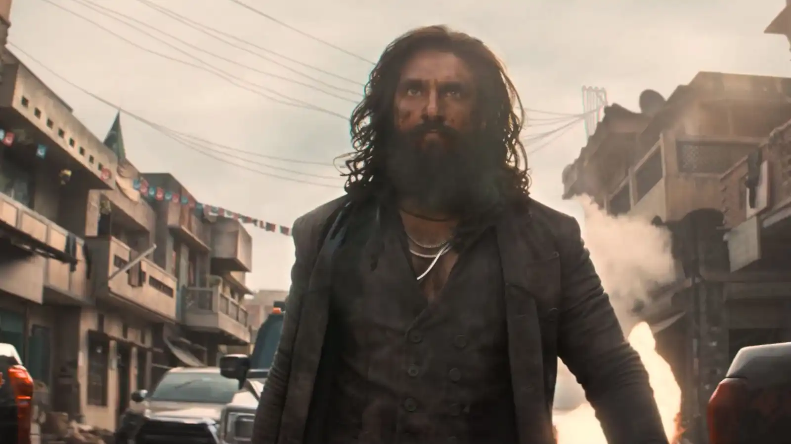 pakistani family calls dhurandhar 2 a third class film chants major iqbal zindabad outside theatre video goes viral