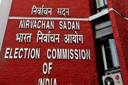 big action by election commission over election duty negligence 5 police officials including asp suspended in bengal