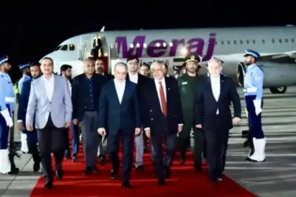 iran us tension pakistan diplomatic talks peace efforts middle east crisis