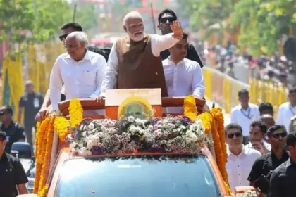 pm modi attends somnath amrit mahotsav grand kumbhabhishek and special puja performed with water from 11 holy pilgrimages