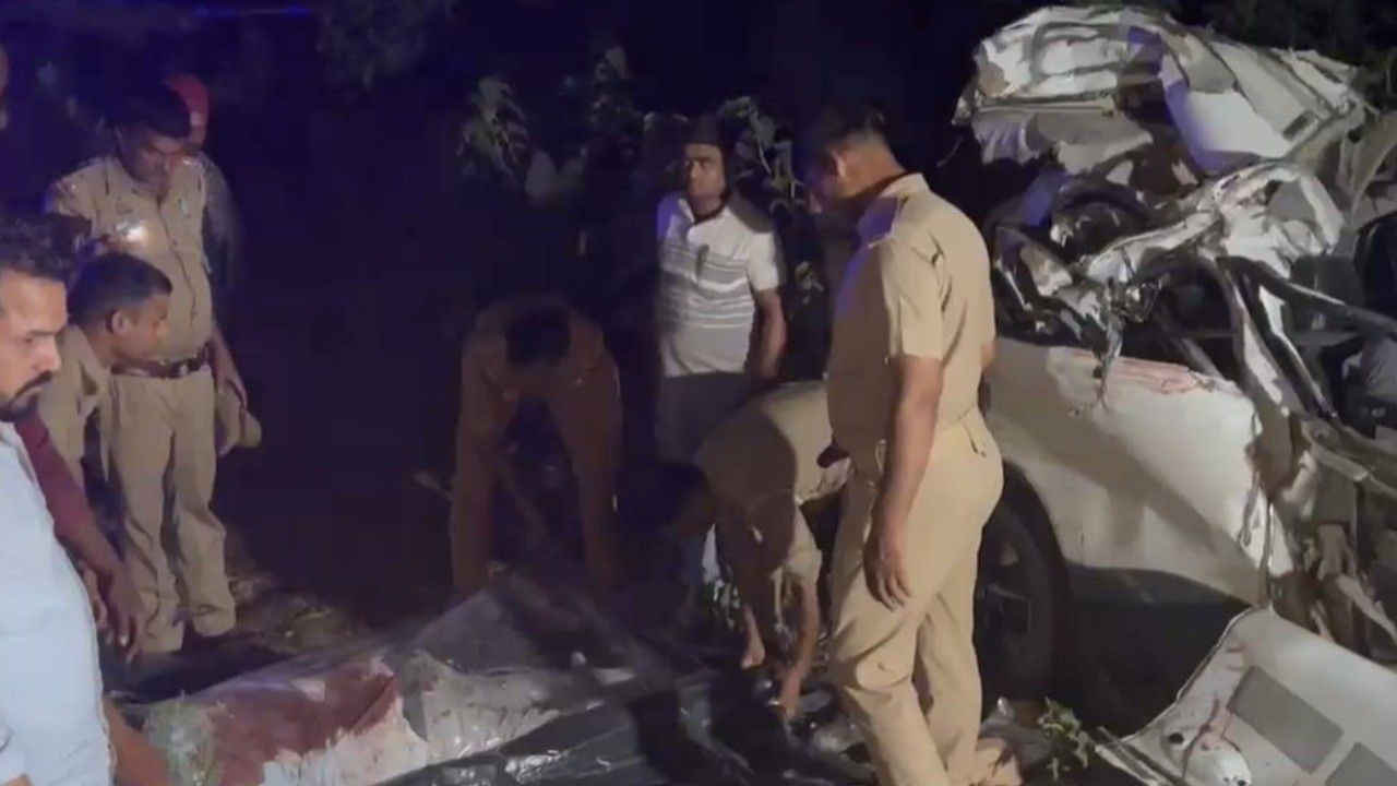 tragic monday in up 12 killed in lakhimpur and bahraich accidents several injured